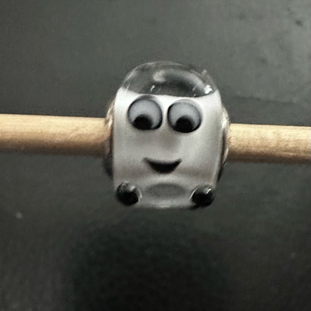 Authentic Pandora “Heart Melter Ice Cube” Murano Glass